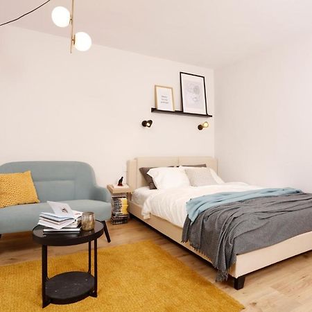 Bright & Relaxing Stay Studio Bukarest Eksteriør billede